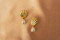 Arielle Clam Shell Pearl Earrings