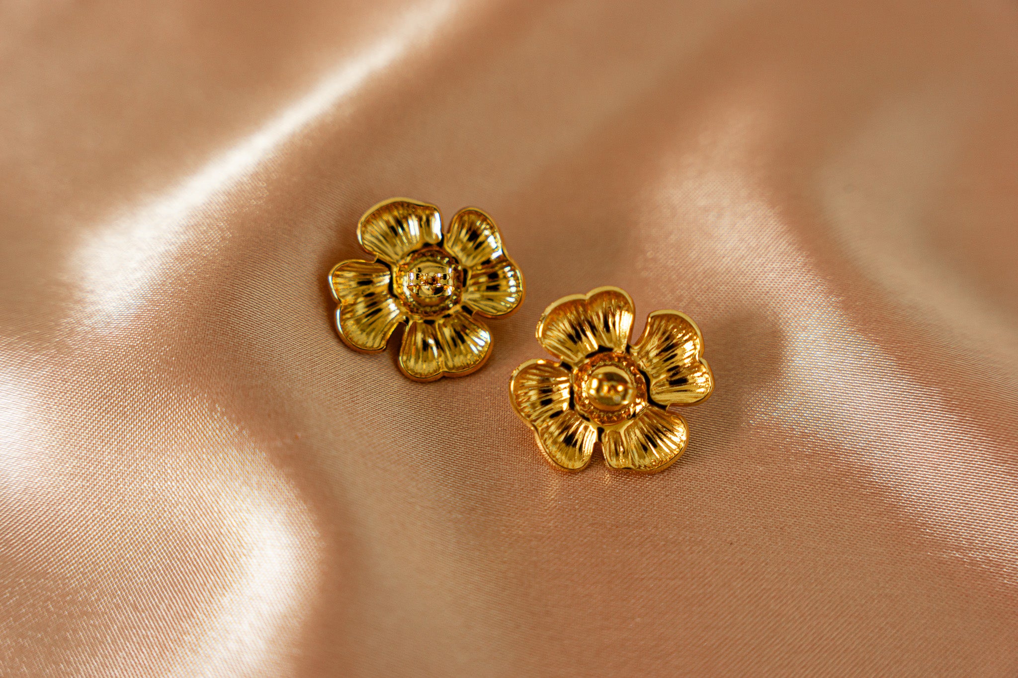 Daisy Flower Earrings