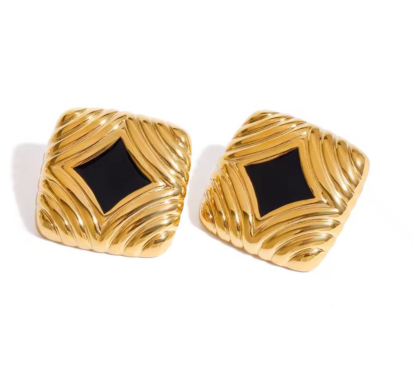 Lauren Ribbed Geometric Earrings